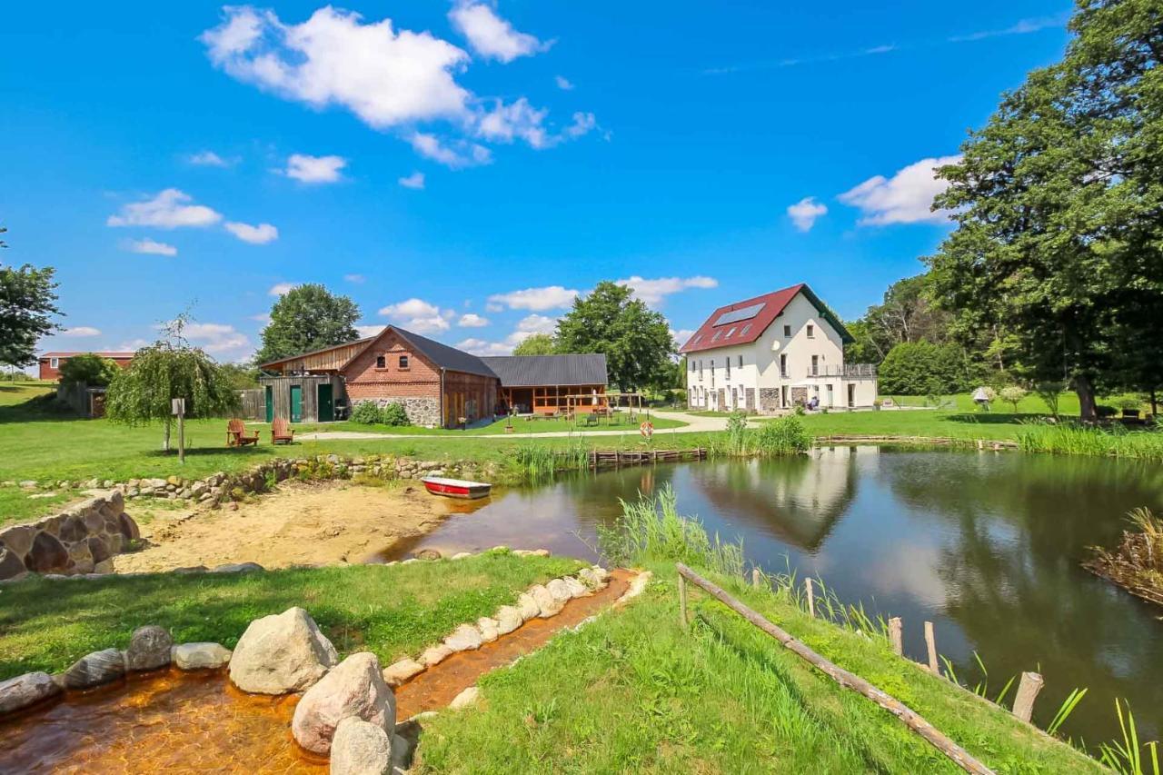 Landgut Voigtsmuehle Hotell Friedland  Eksteriør bilde